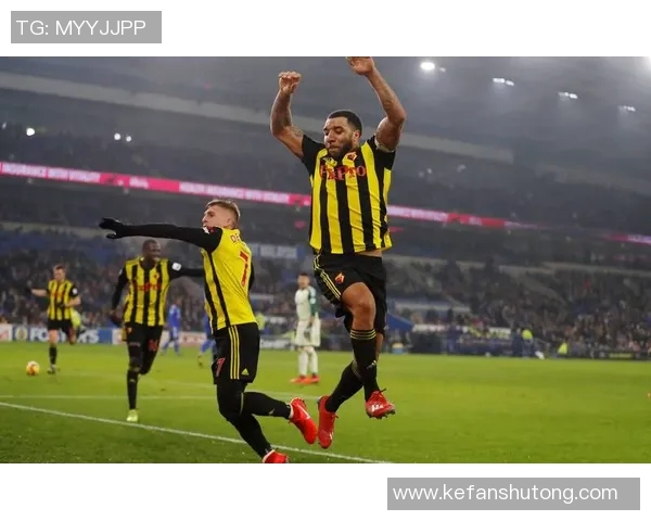 诺维奇与女王巡游的精彩对决比分分析与赛后点评